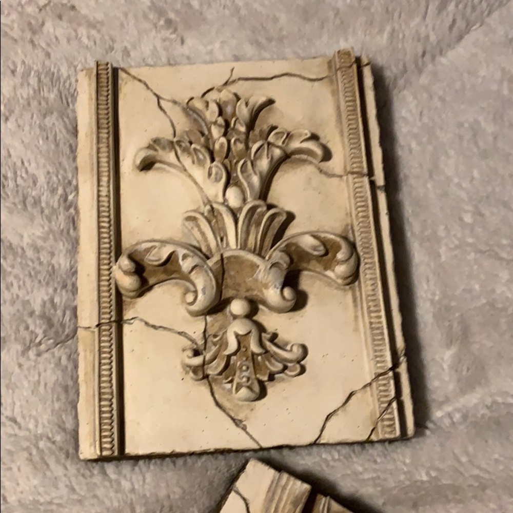 Wall decor - Picture 3 of 4